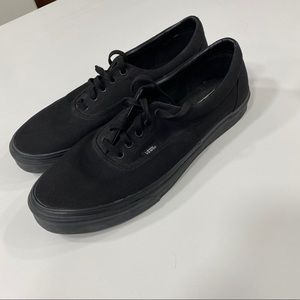 Men’s All Black Classic Vans
